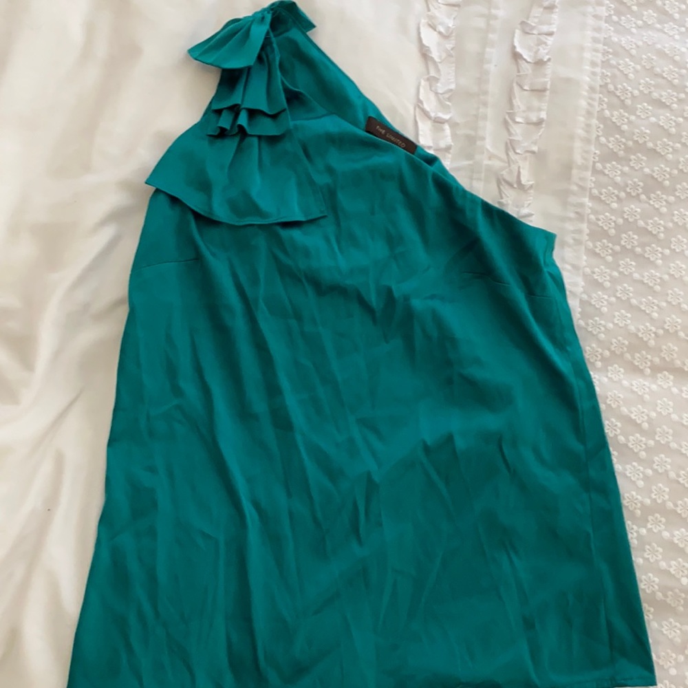 One Shoulder Top